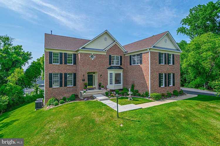 1090 Liberty Meeting Ct Herndon, VA 20170 | MLS VAFX2125982 Photo 1