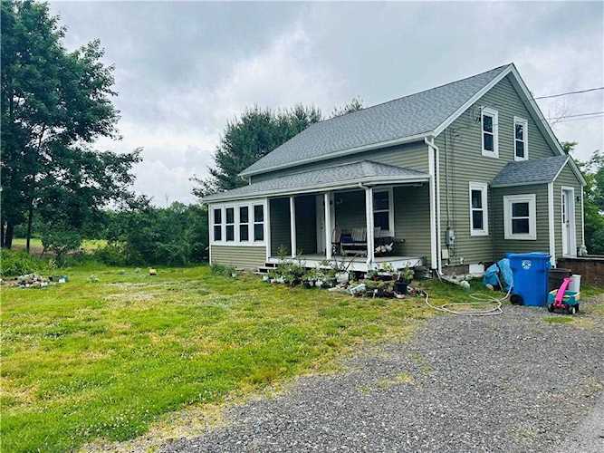 95 Old River Rd Lincoln, RI 02865 | MLS 1337184 Photo 1