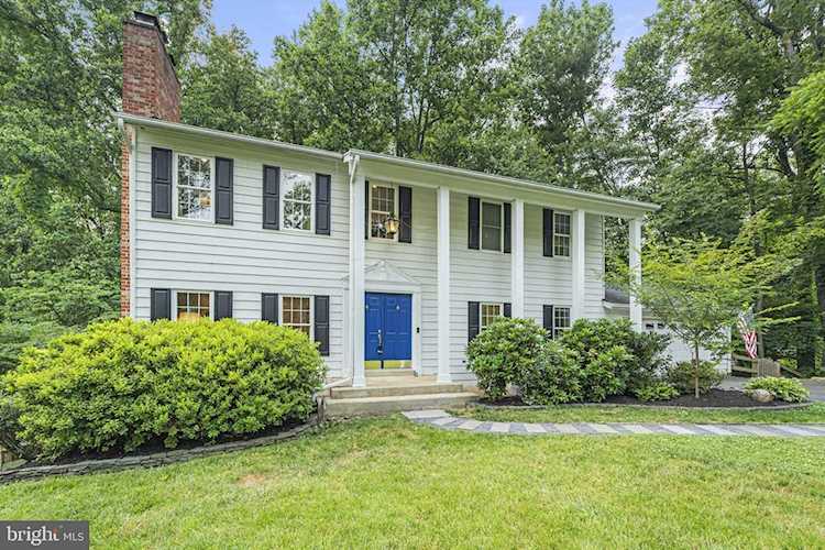 1116 Challedon Rd Great Falls, VA 22066 | MLS VAFX2128848 Photo 1
