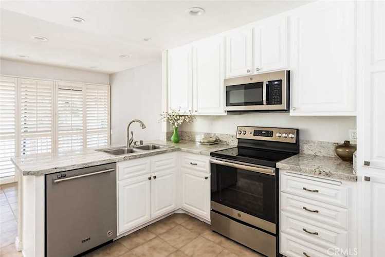 23415 Caminito Marcial #141 Laguna Hills, CA 92653