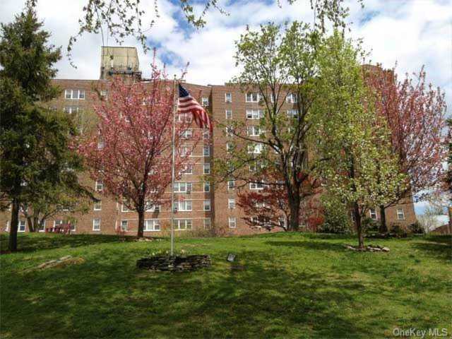 80 Knolls Crescent #2K Bronx, NY 10463