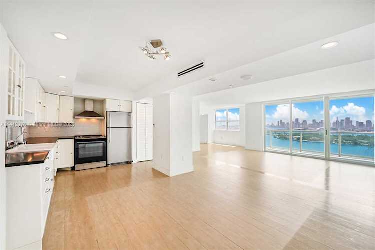 650 West Ave #2107 Miami Beach, FL 33139