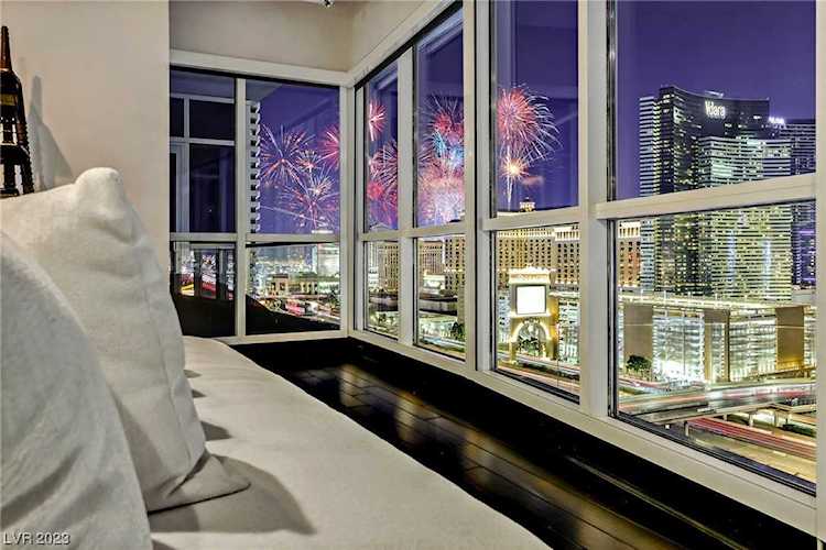 4575 Dean Martin Dr #1703 Las Vegas, NV 89103