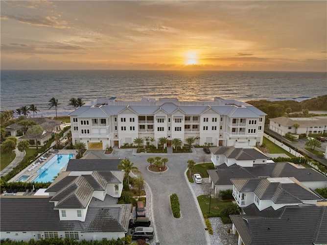 950 Surfsedge Way Vero Beach, FL 32963
