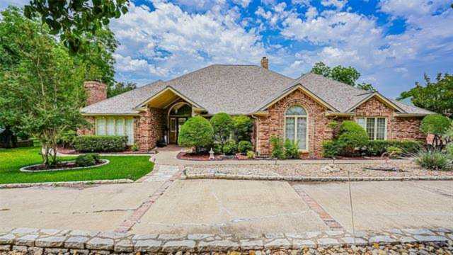 6415 Buena Vista Drive Granbury, TX 76049