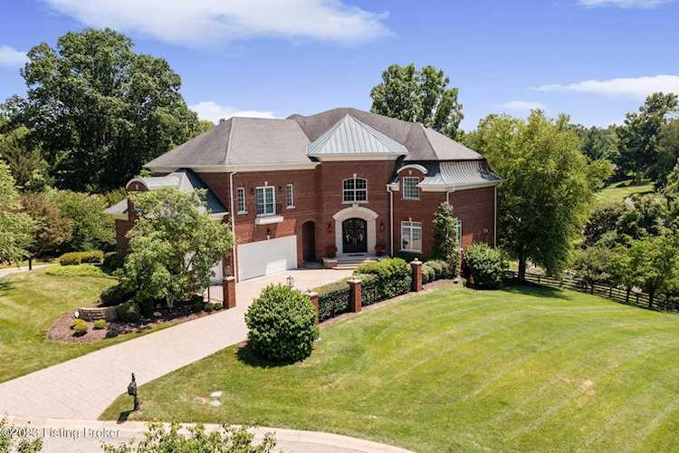2214 Grove Hill Pl Louisville, KY 40207