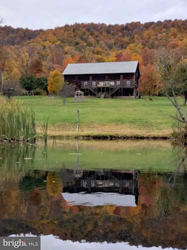 4689 Bitter Goose Lane Broad Top, PA 16621