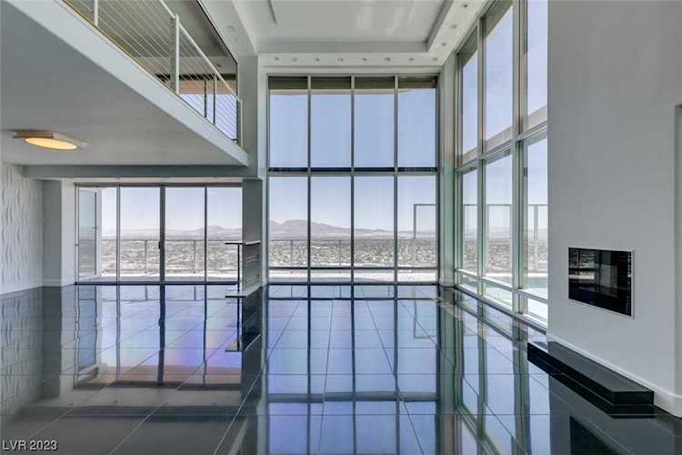 3111 Bel Air Dr #28D Las Vegas, NV 89109