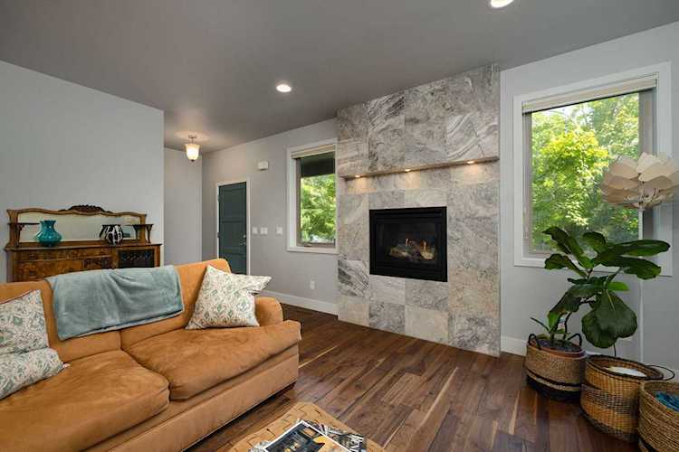 1595 NW Milwaukee Ave Bend, OR 97703
