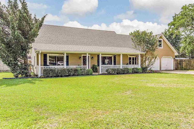 2803 Venetian Way Gulf Breeze, FL 32563 | MLS 626719 Photo 1
