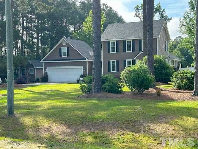 1033 Pearson Road Clinton, NC 28328 home for sale, MLS#2514579 - My Integra Realty Photo 1