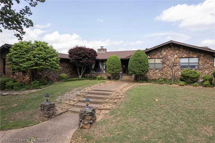 5202 Hwy 252 South Charleston, AR 72933