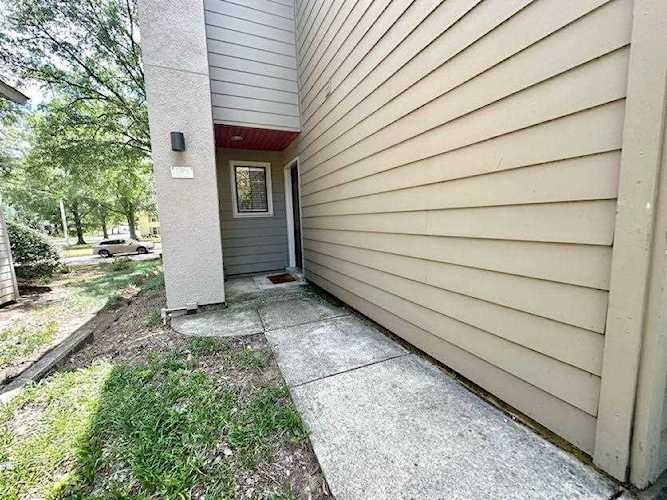 1843 Gray Ridge Cv Germantown, TN 38138