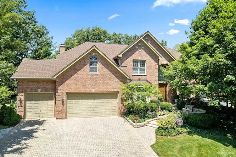 2540 Pebble Creek Dr Lisle, IL 60532