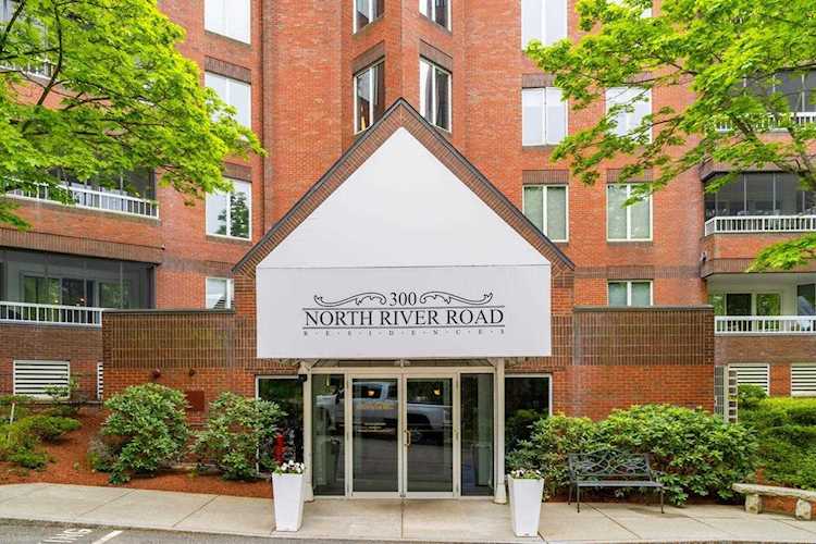 300 River Rd #605 Manchester, NH 03104 | MLS 4953054 Photo 1
