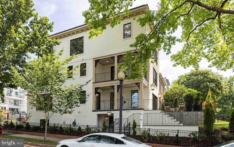 1601 38th St NW Washington, DC 20007