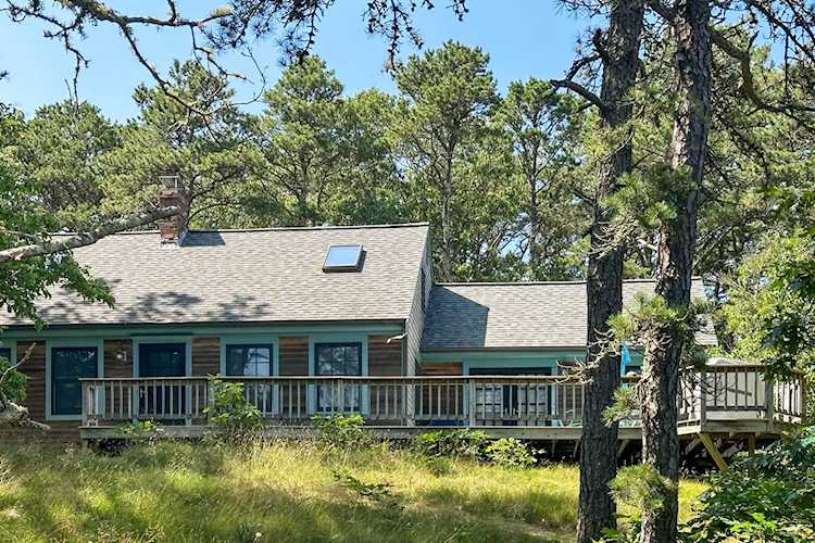 422 Old Kings Highway Wellfleet, MA 02667