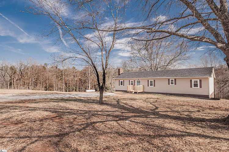 572 Edinburgh Lane Easley, SC 29640 | MLS 1491316 Photo 1