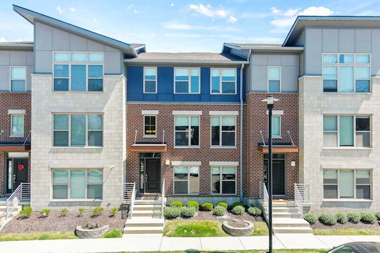 13087 Grand Vue Dr Carmel, IN 46032 | MLS 21916250 Photo 1