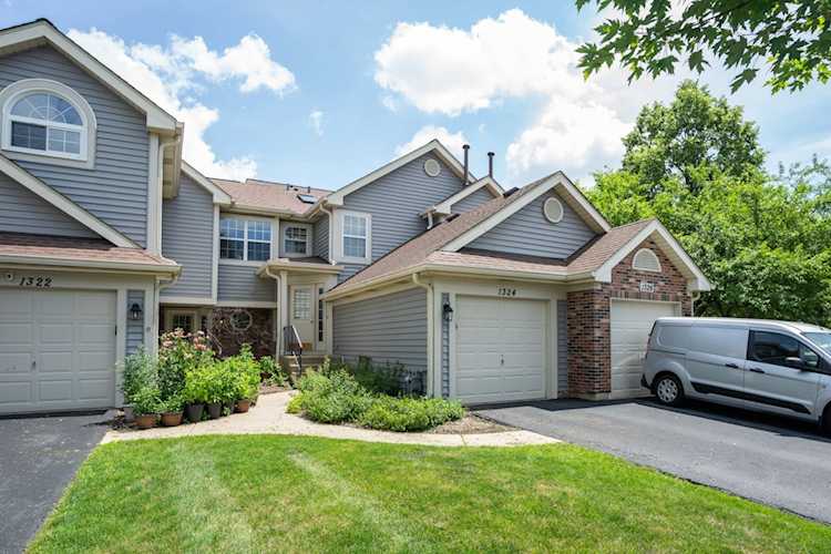 1324 Coldspring Rd #1324 Carol Stream, IL 60188 | MLS 11832698 Photo 1
