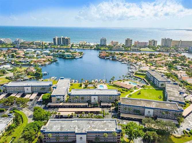 3421 Spanish Trail #324 Delray Beach, FL 33483