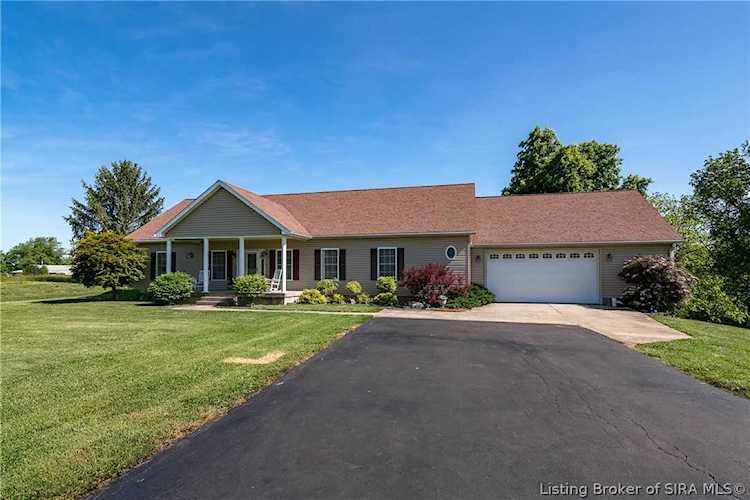 7011 N Skyline Dr Floyds Knobs, IN 47119 | MLS 202208978 Photo 1