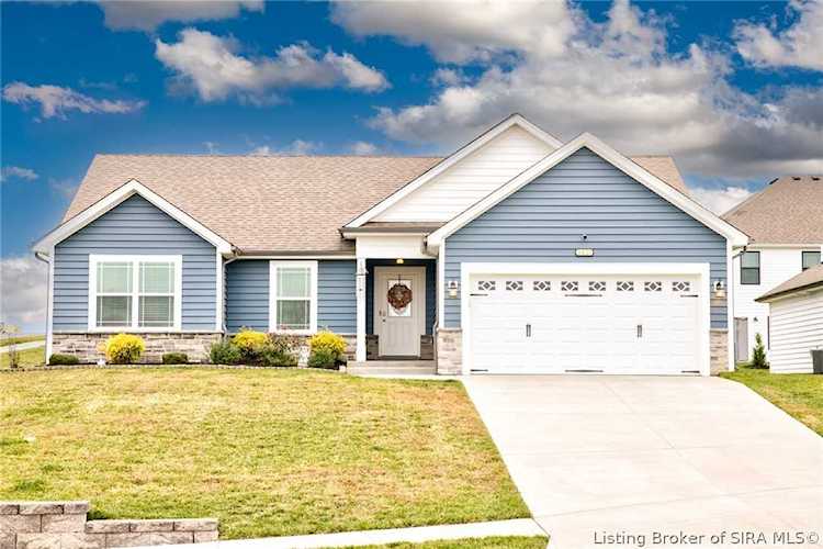 3801 Violet Ct Jeffersonville, IN 47130 | MLS 2022013397 Photo 1