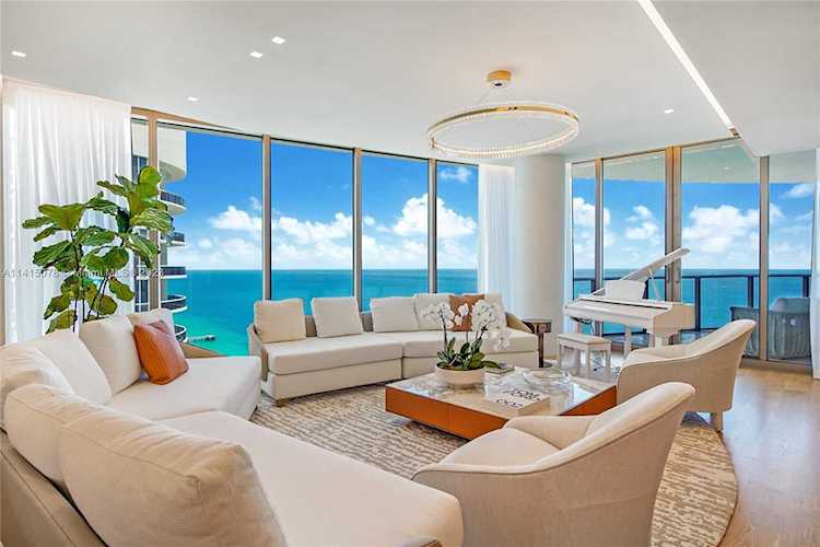 15701 Collins Ave #4101 Sunny Isles Beach, FL 33160