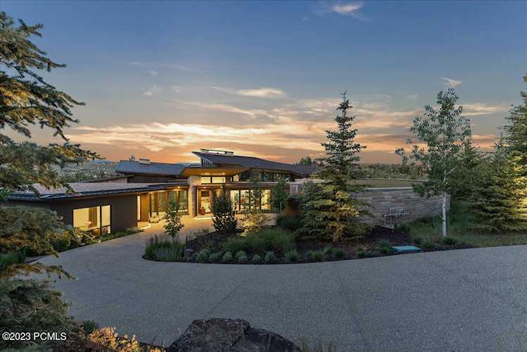 800 Hollyhock St Park City, UT 84098