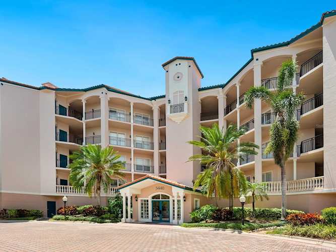 5440 Eagles Point CIRCLE #101 Sarasota, FL 34231