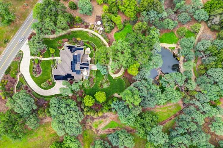 23150 Darkhorse Drive Auburn, CA 95602
