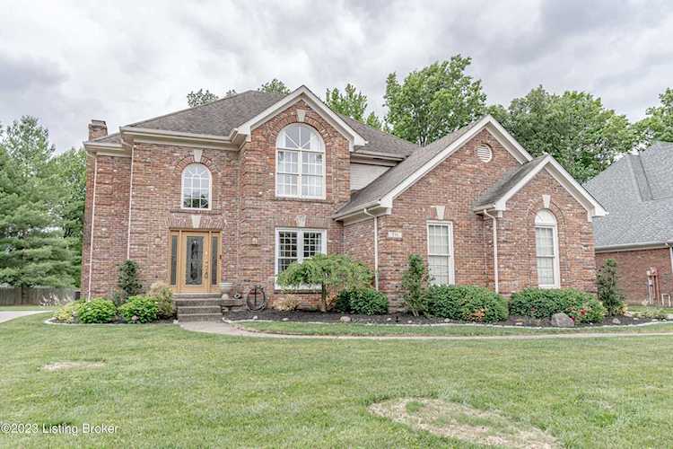 711 Winding Oaks Trail Louisville, KY 40223