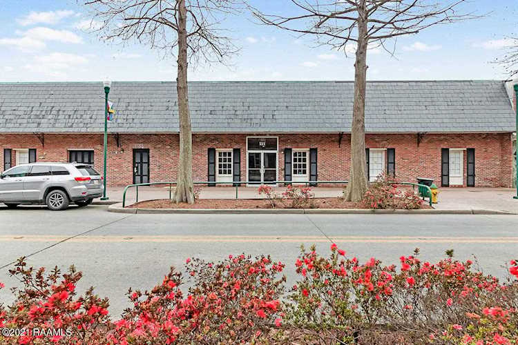 221 Jefferson St Street Lafayette, LA 70501