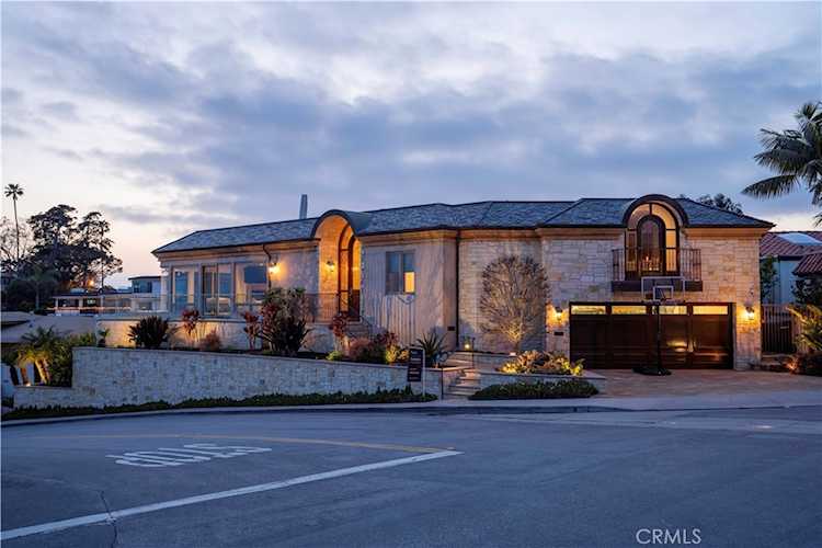 500 Avenida La Costa San Clemente, CA 92672