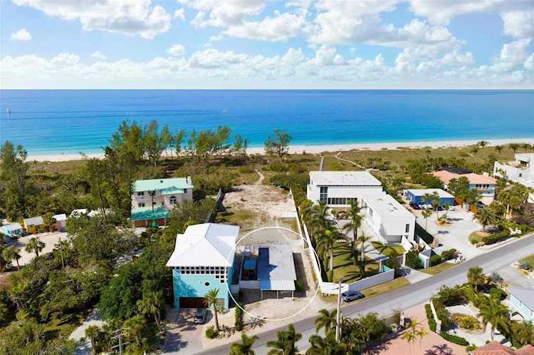 616 S Casey Key Rd Nokomis, FL 34275