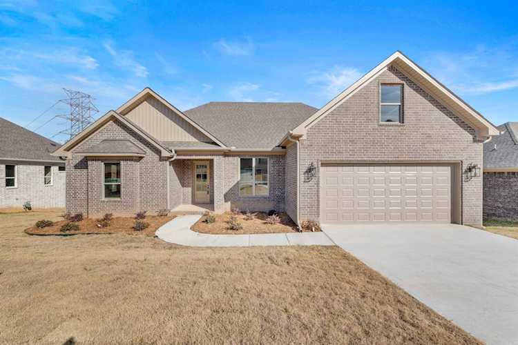 9208 Wooddale Dr Sherwood, AR 72076