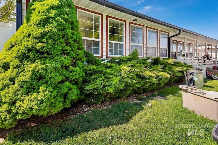 5433 Highway 95 Fruitland, ID 83619