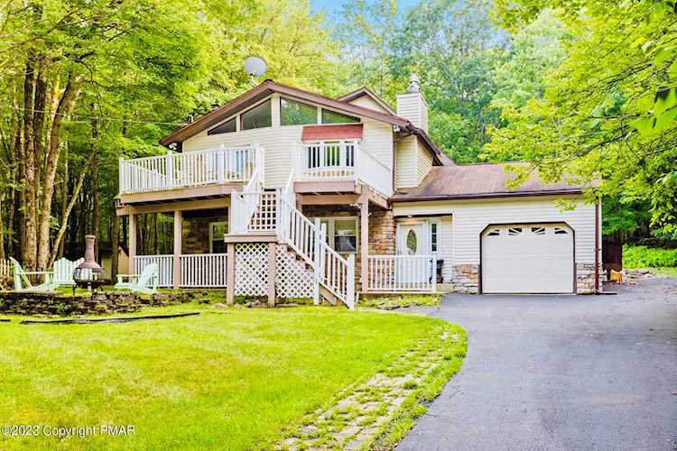 196 Elk Dr Blakeslee, PA 18610