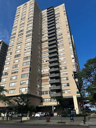 6301 N Sheridan Rd #23O Chicago, IL 60660