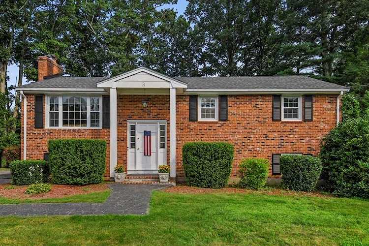 Shrewsbury, 15 Whippoorwill Drive, MA, home for sale, MLS#:73138740 Photo 1