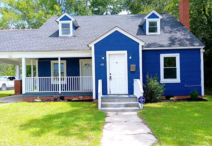 610 Waddell Street Selma, NC 27576