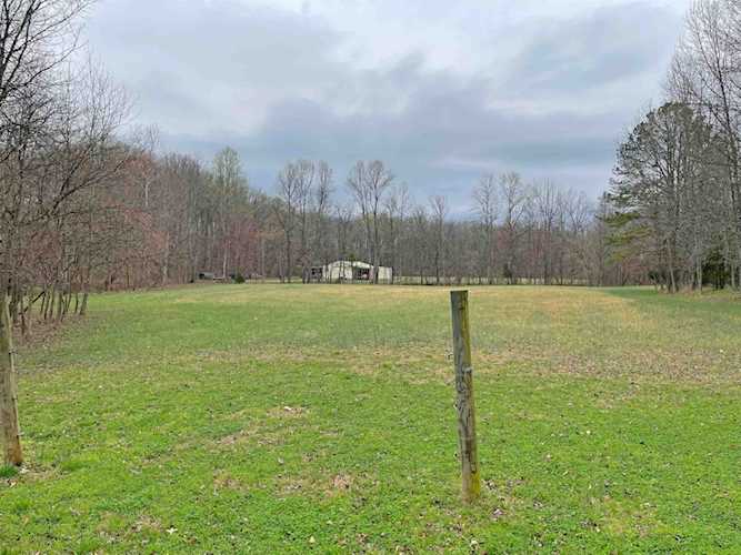Haltom Real Estate, local REALTORS® Specialize in Selling Homes in Jackson, TN & Surrounding Areas : Madison County, Henderson County, Carroll County, Gibson County, Chester County, Hardeman County, Crockett County Photo 1