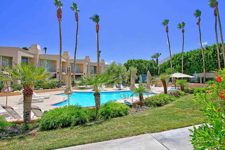 1555 N Chaparral Rd #206 Palm Springs, CA 92262