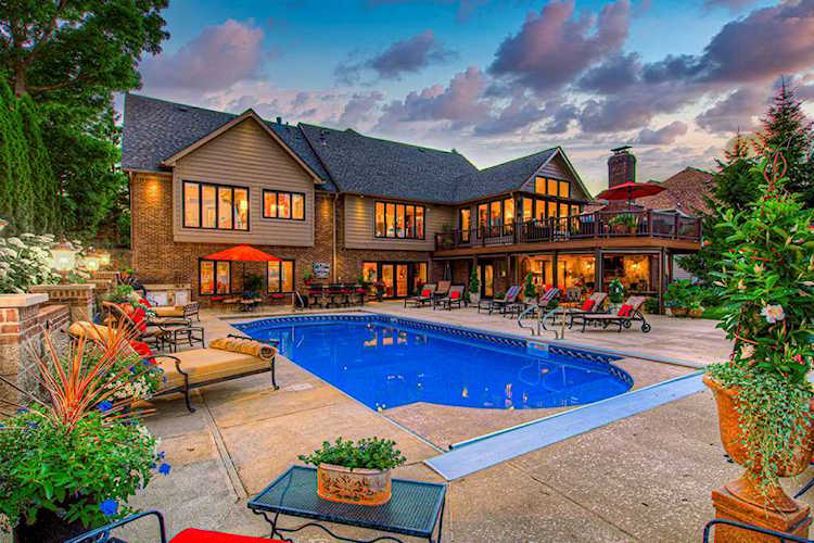 9407 Promontory Circle Indianapolis, IN 46236