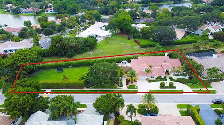 7351 Valencia Drive Boca Raton, FL 33433