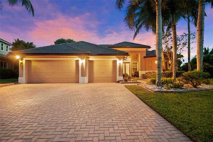 11032 NW 70th Ct Parkland, FL 33076