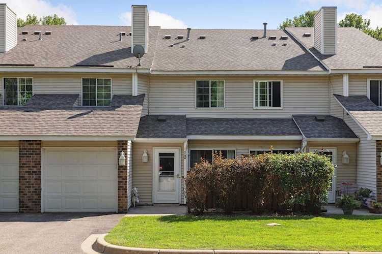 7026 19th Street N #10 Oakdale, MN 55128