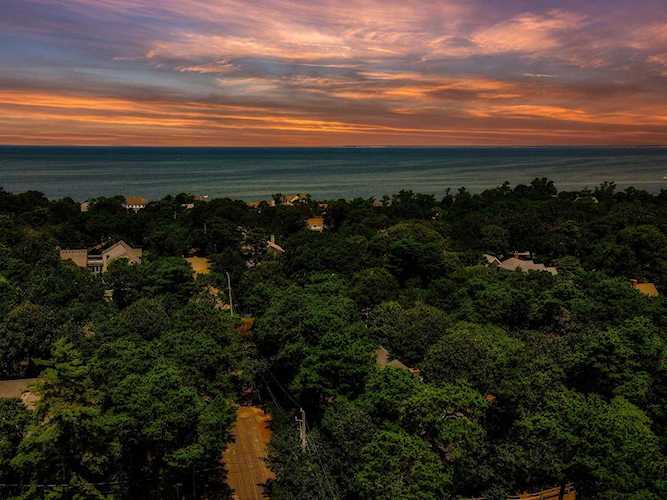 20 Robinson Road Brewster, MA 02631