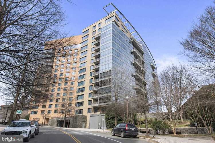 2001 15th St N #812 Arlington, VA 22201