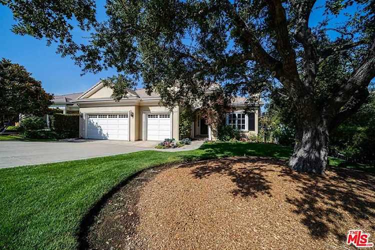 230 Lake Sherwood Dr Lake Sherwood, CA 91361